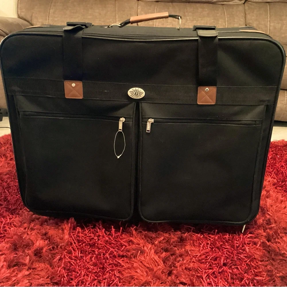 Elegant Black Travel Bag with Leather Accents